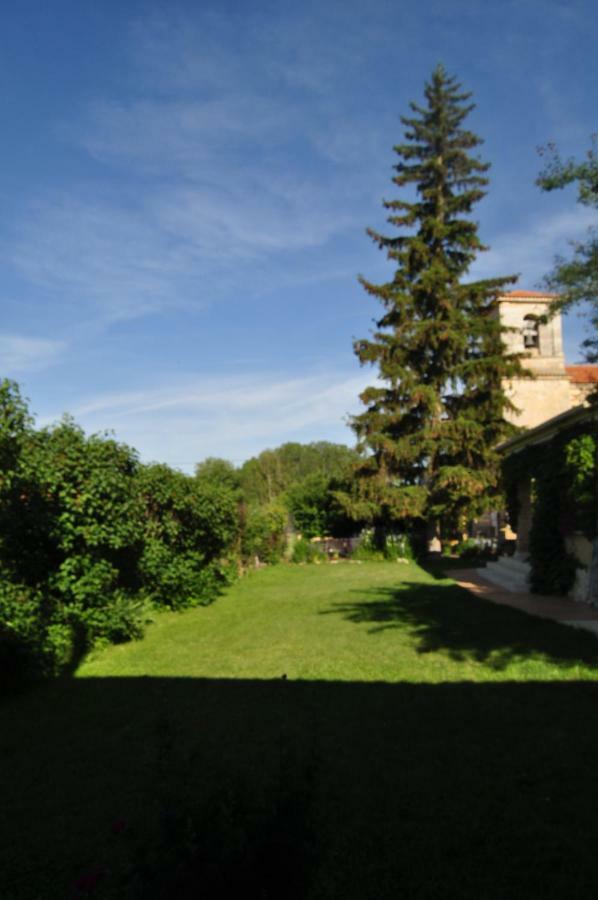 El Jardin De Manuela Villa Santibanez del Val Екстериор снимка